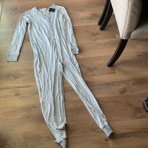 REDUCED 🔥 Women’s pajama romper onesie